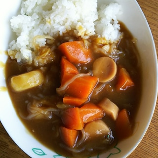 魚肉ソーセージと糸こんにゃくのカレー